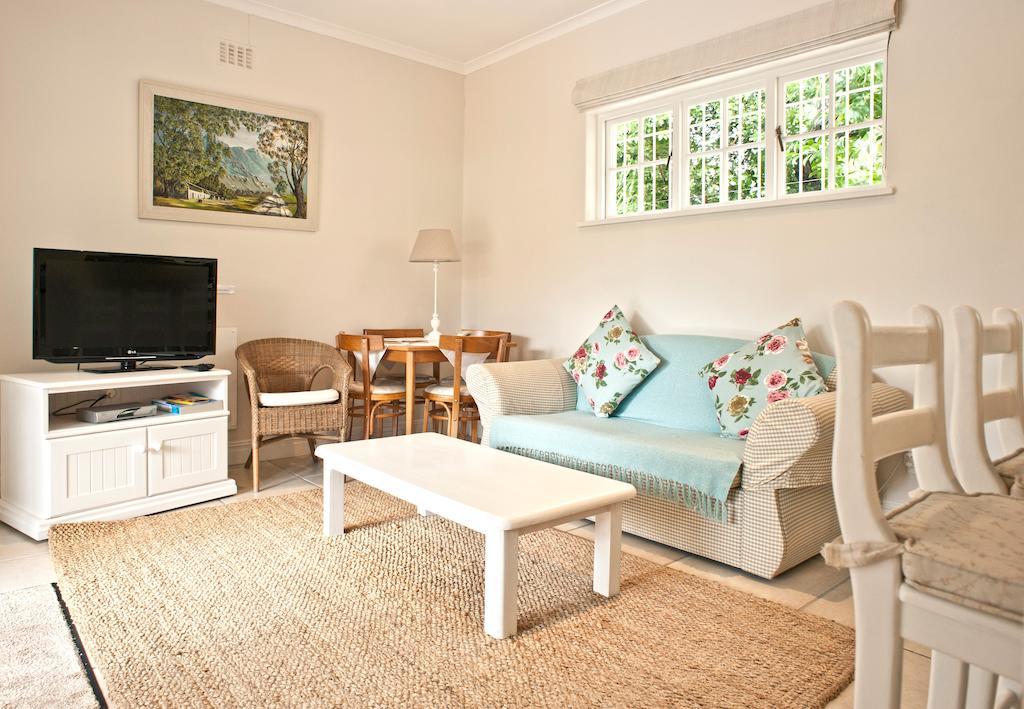 Squirrels Way Cottages Kapstadt Zimmer foto